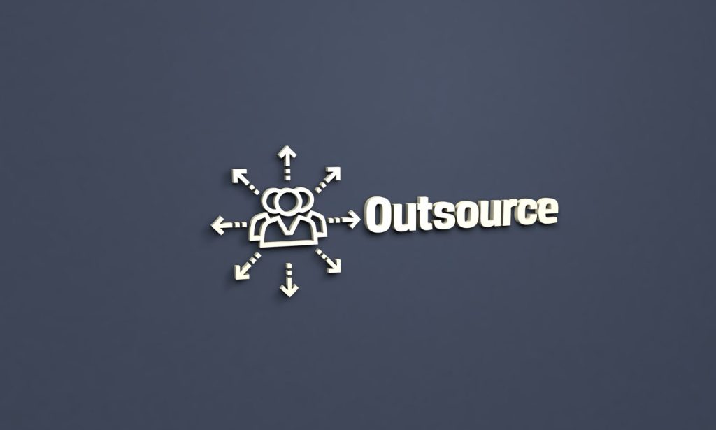 スポット外注を活用して必要な部分だけプロに任せる