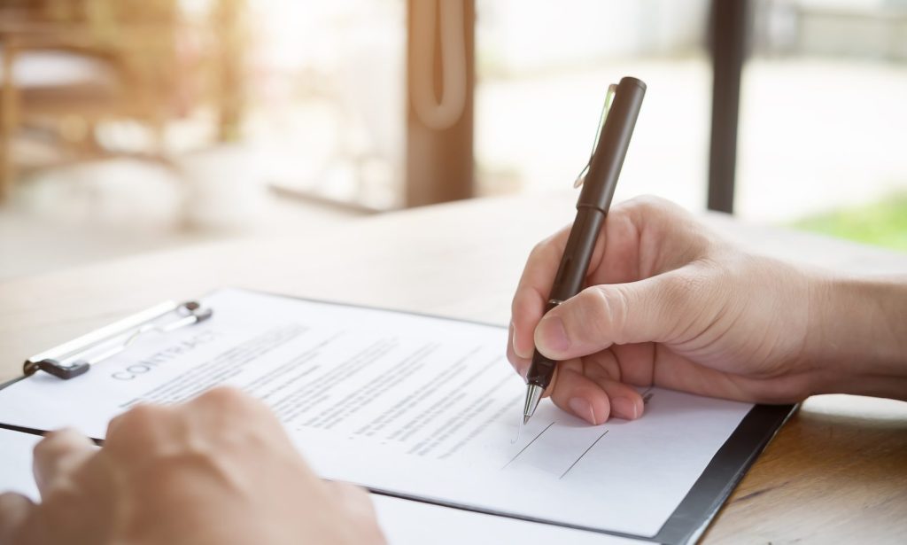 契約書の内容は曖昧な表現を避ける