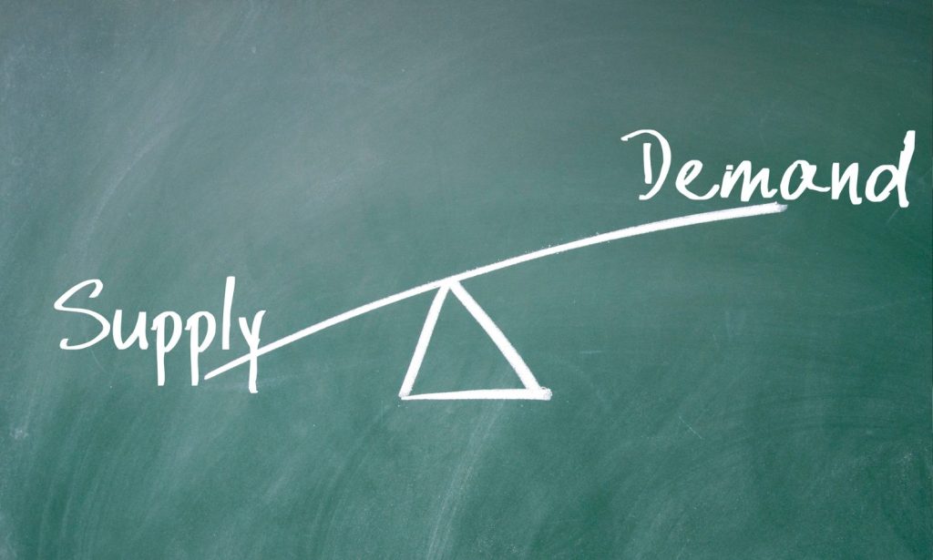 代行サービスの需要が高まっている理由